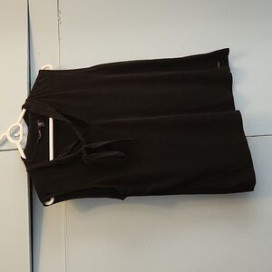 Tahari black stretch top wih tie